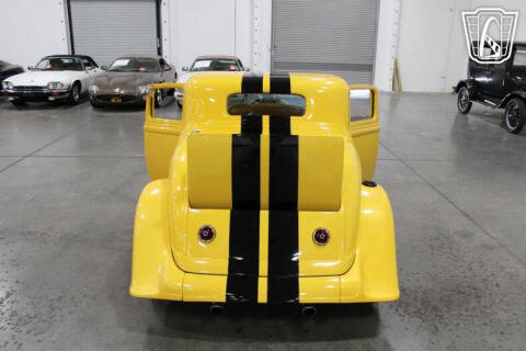 1933 Plymouth 5 Window