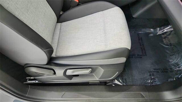 2025 Volkswagen ID.4 Pro