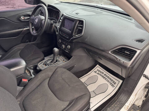 2019 Jeep Cherokee Latitude