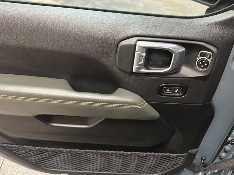 2024 Jeep Gladiator Mojave X