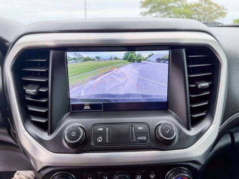 2022 GMC Acadia SLT