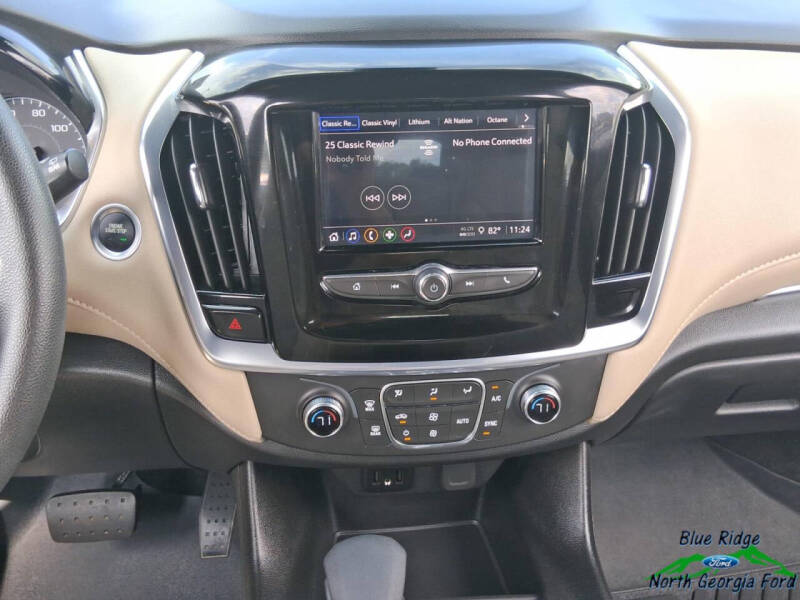 2023 Chevrolet Traverse LS