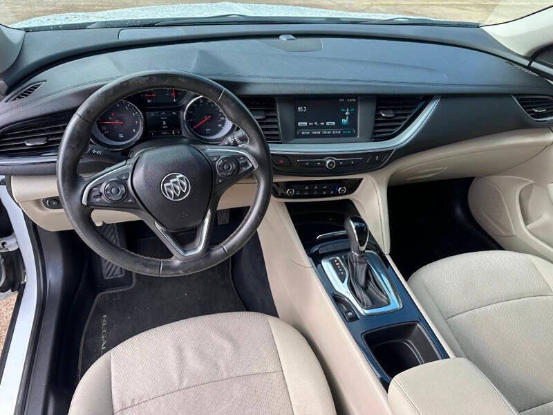 2018 Buick Regal Sportback Preferred II