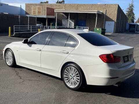 2013 BMW 3 Series 328i