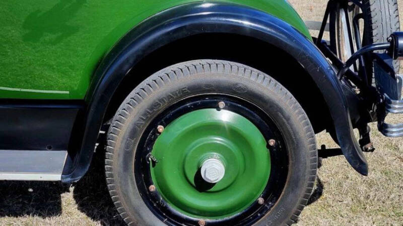 1927 Studebaker Starlight