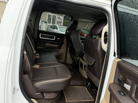 2012 RAM 1500 Laramie Limited