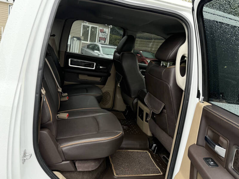 2012 RAM 1500 Laramie Limited