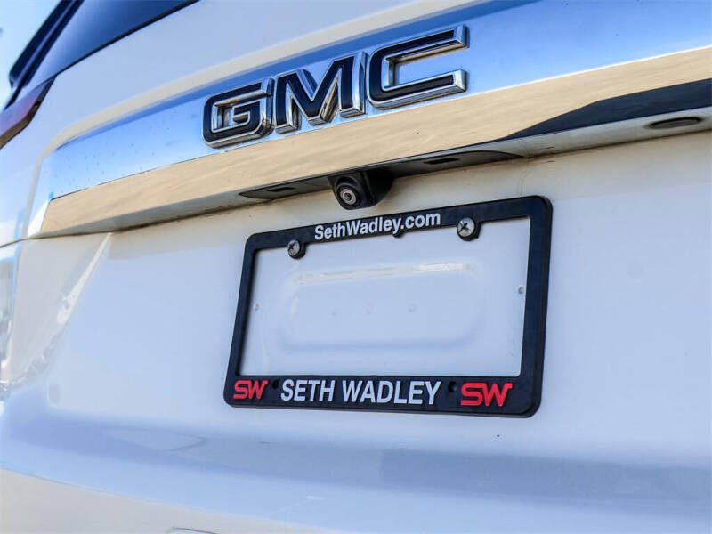 2021 GMC Yukon XL SLT