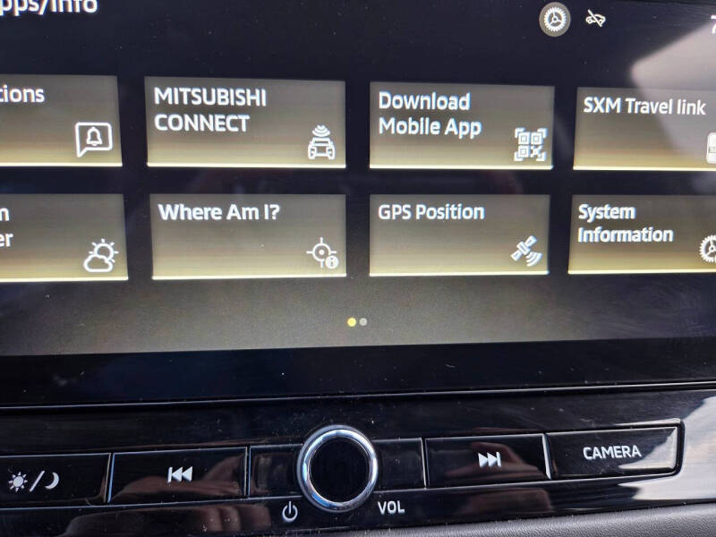 2025 Mitsubishi Outlander SE