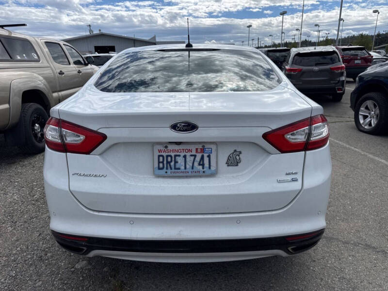 2016 Ford Fusion SE