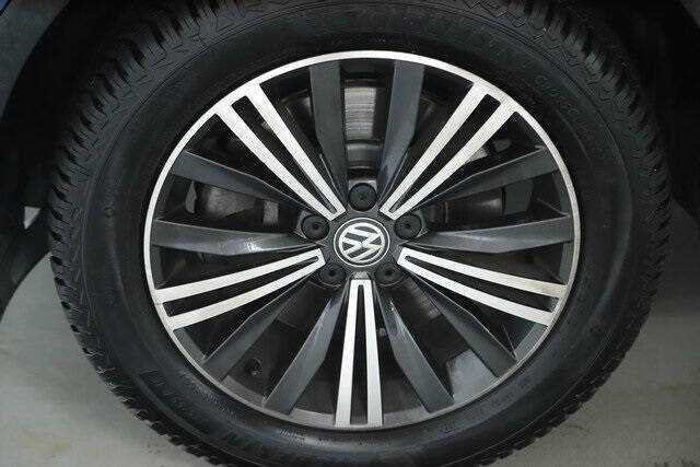 2018 Volkswagen Tiguan 2.0T SEL 4Motion