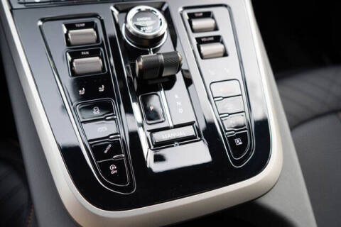 2026 Aston Martin DBX 707