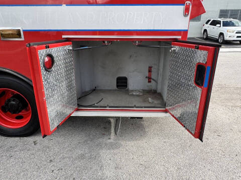 2016 Freightliner M2 106