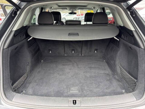 2020 Audi Q5 quattro Premium Plus 45 TFSI