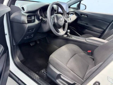 2019 Toyota C-HR LE