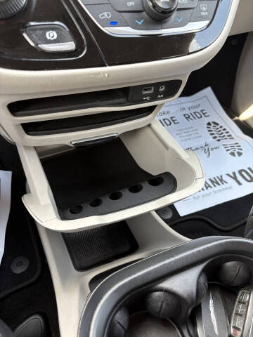 2017 Chrysler Pacifica Touring Plus