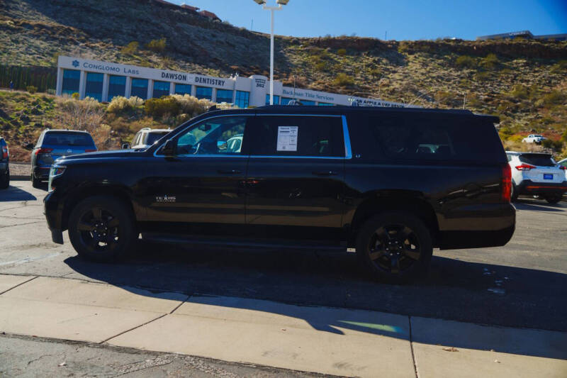 2017 Chevrolet Suburban LT