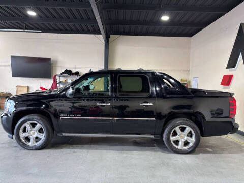 2013 Chevrolet Avalanche LTZ Black Diamond