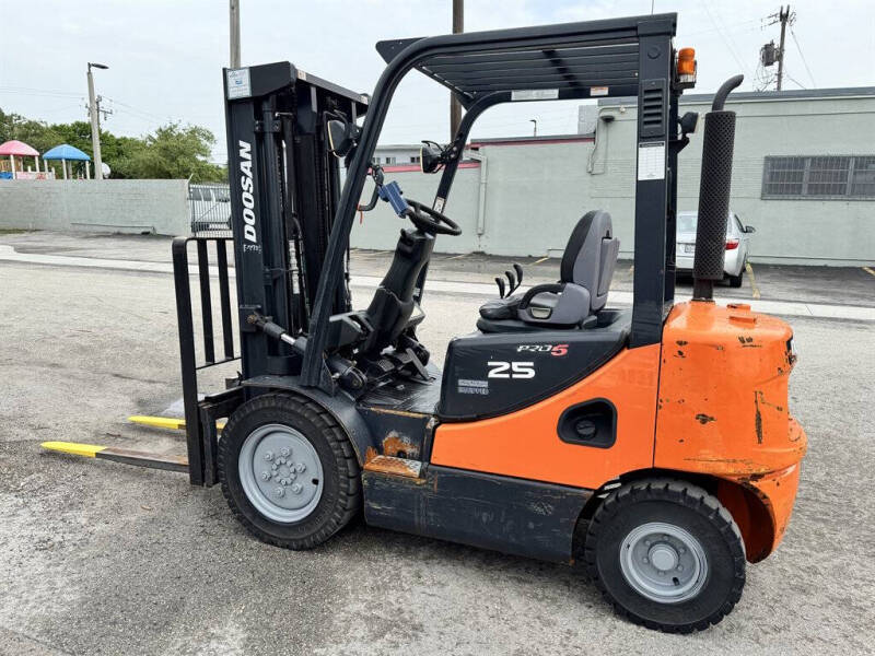 2007 Doosan D25s-5