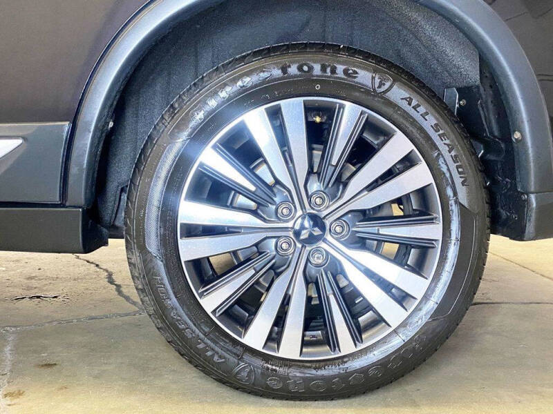 2019 Mitsubishi Outlander