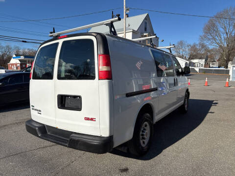 2011 GMC Savana 3500