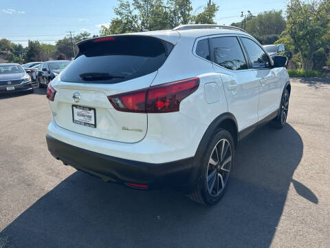 2017 Nissan Rogue Sport SL