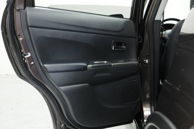 2025 Mitsubishi Outlander Sport SE