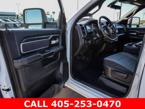 2024 RAM 3500 SLT