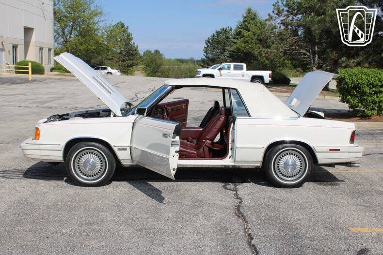 1986 Dodge 600 ES Turbo