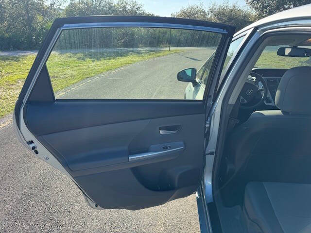 2012 Toyota Prius v Three