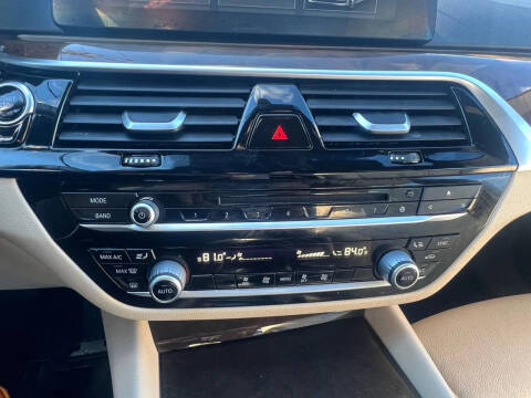 2017 BMW 5 Series 530i