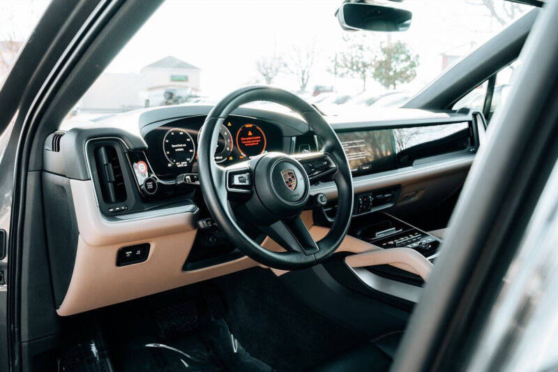 2024 Porsche Cayenne Coupe