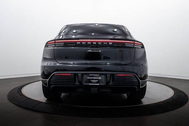2026 Porsche Macan 4 Electric