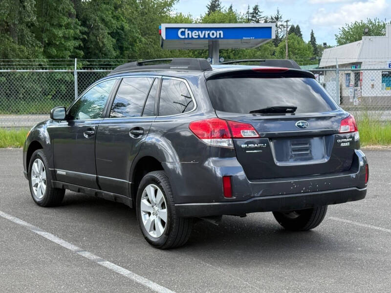 2011 Subaru Outback 2.5i Premium