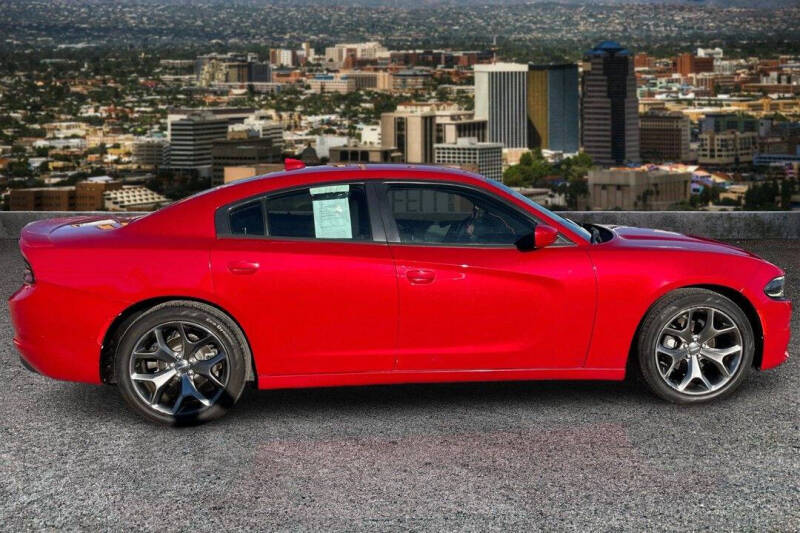 2016 Dodge Charger SXT