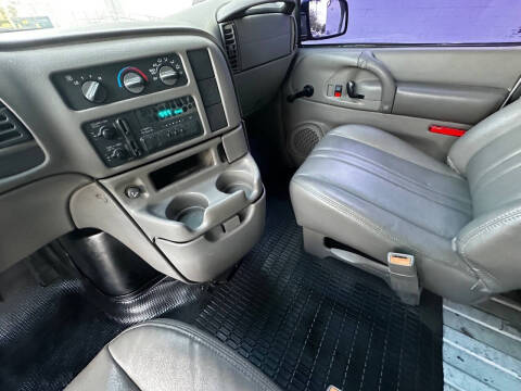 1999 GMC Safari