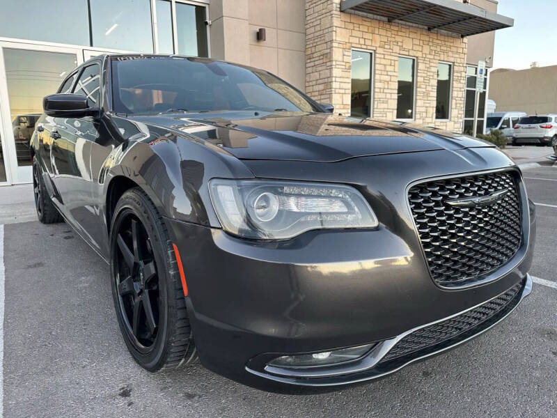 2016 Chrysler 300
