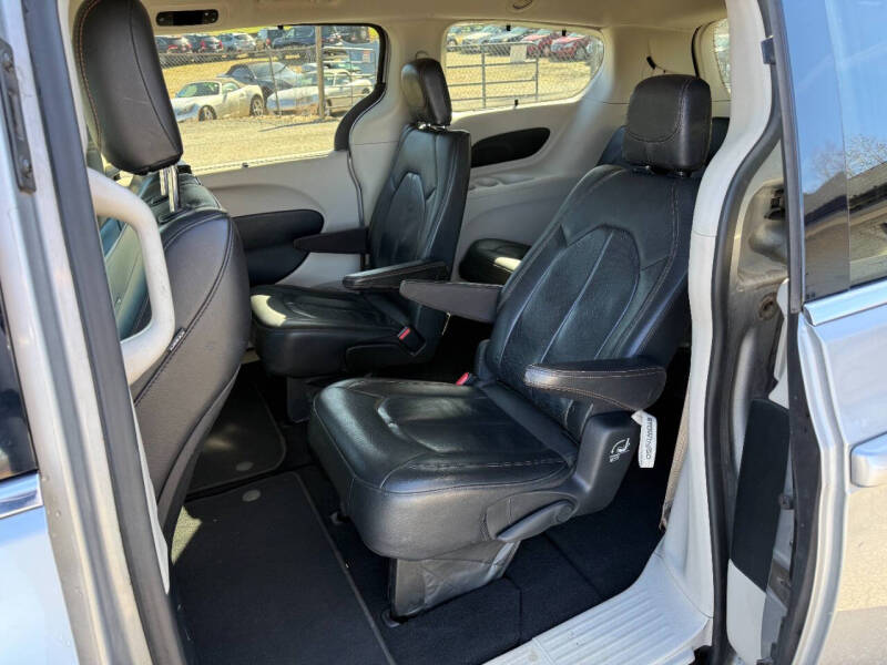 2018 Chrysler Pacifica Touring L