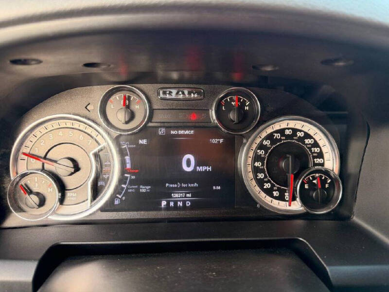 2017 RAM 1500 SLT