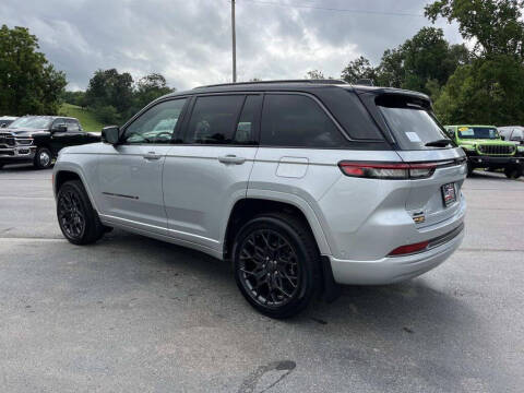 2026 Jeep Grand Cherokee Summit