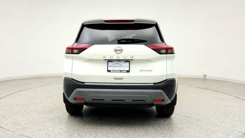 2022 Nissan Rogue SV