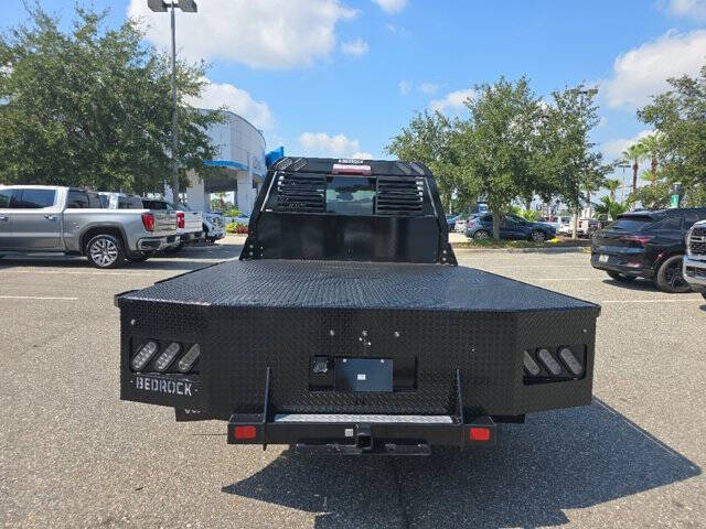 2024 Chevrolet Silverado 3500HD CC Work Truck