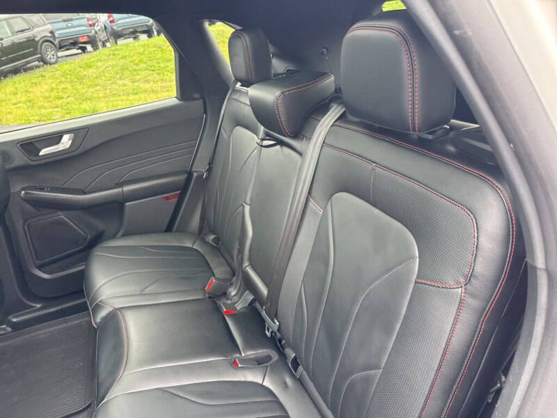 2025 Ford Escape Hybrid ST-Line Elite