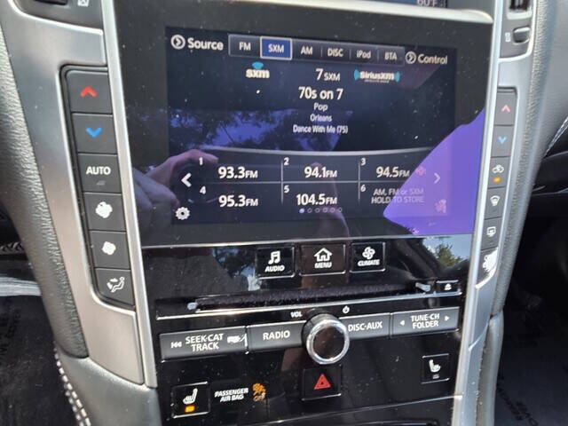 2017 Infiniti Q60 2.0T Premium