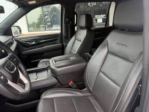 2023 GMC Yukon XL Denali