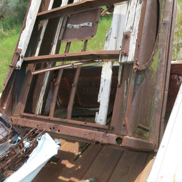 1920 1920's Ford pickup box