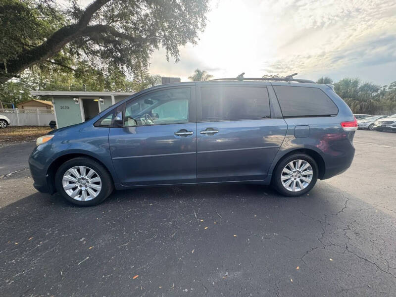 2013 Toyota Sienna Limited 7-Passenger
