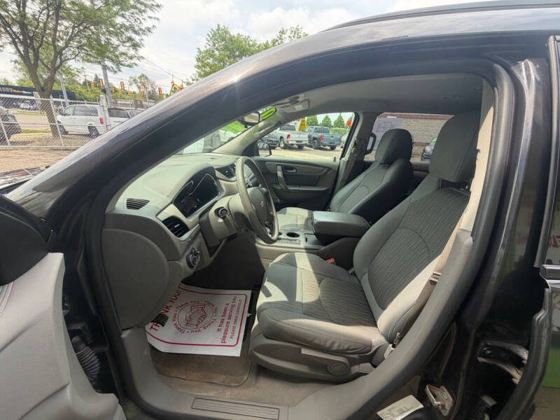 2017 Chevrolet Traverse LS