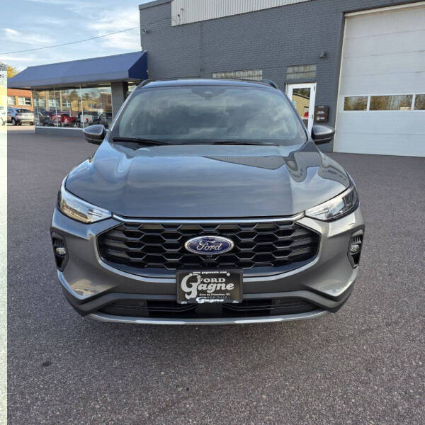 2026 Ford Escape Hybrid ST-Line Select