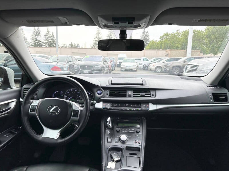 2012 Lexus CT 200h Premium